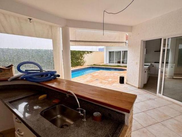 Casa venda em Região Imediata de Amparo, Amparo
