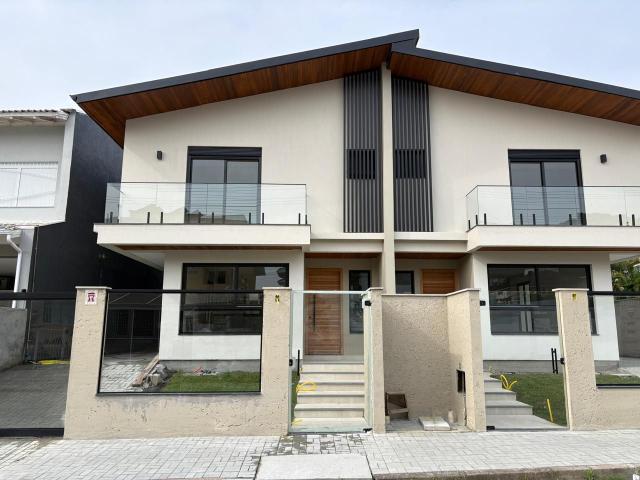 Casa aluguel em Região Geográfica Imediata de Florianópolis, Desterro