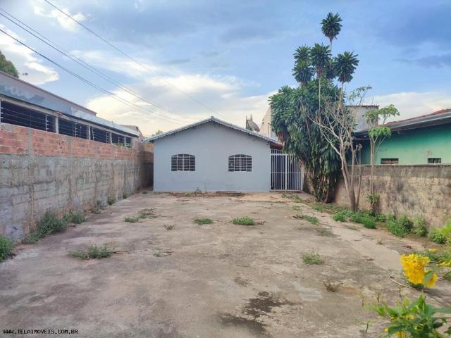 Casa venda em Setor Garavelo, Aparecida de Goiânia