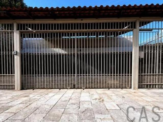 Casa venda em Região Geográfica Imediata do Distrito Federal, Região Integrada de Desenvolvimento do Distrito Federal e Entorno