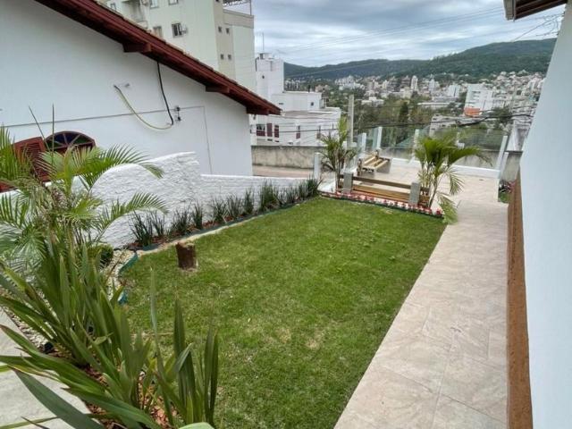 Casa aluguel em Região Geográfica Imediata de Florianópolis, Desterro