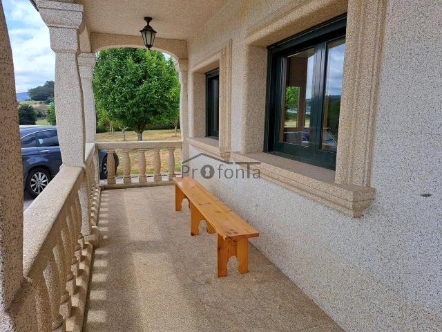 Casa en venta en Oza Cesuras, A Coruña