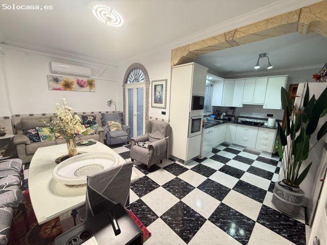 Casa en venta en Antequera, Andalucía