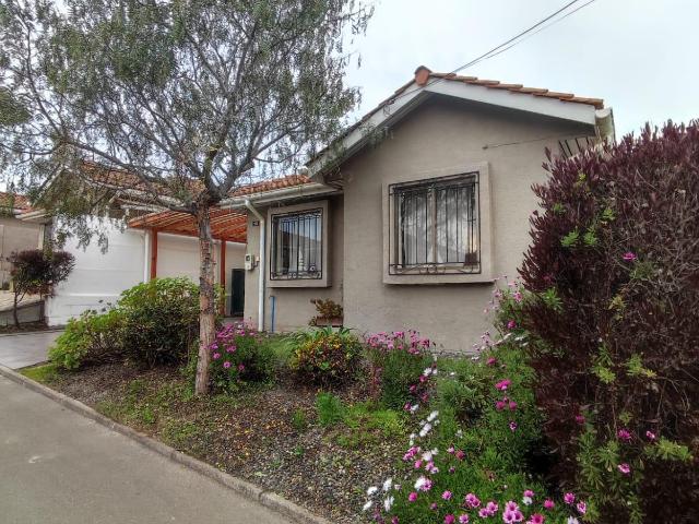 Casa en arriendo en Algarrobo, Valparaíso
