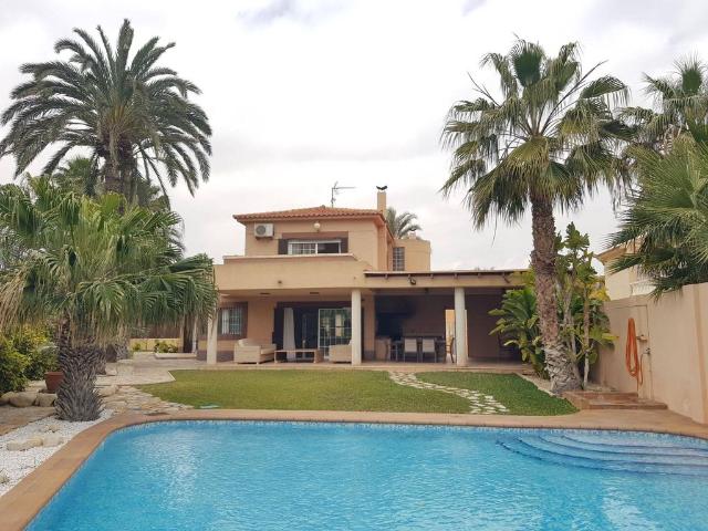 Casa en alquiler en El Campello, Pueblo Español