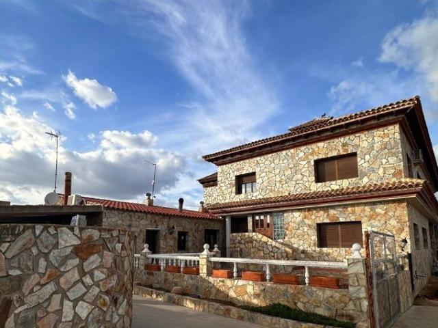 Casa en alquiler en Casasimarro, Castilla-La Mancha