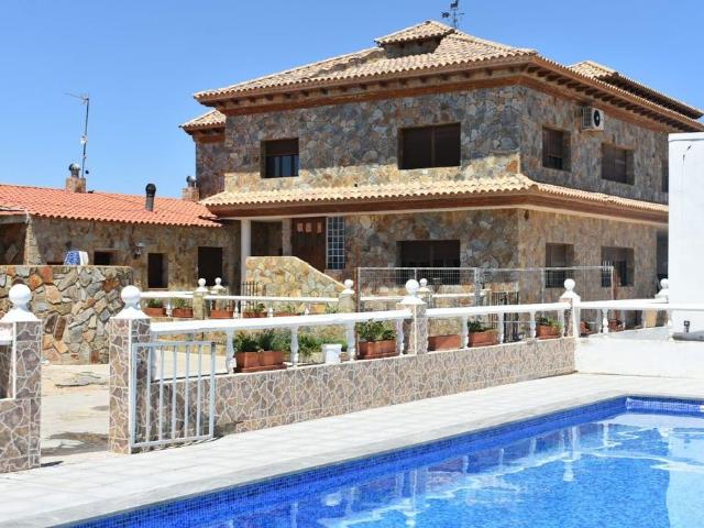 Casa en alquiler en Casasimarro, Castilla-La Mancha