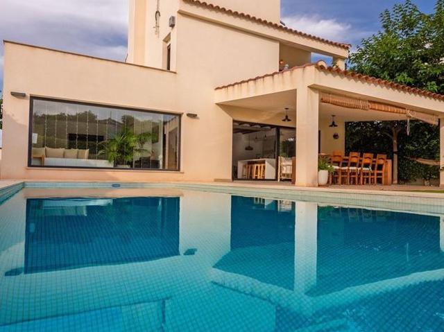 Casa en alquiler en La Columna, Aspe