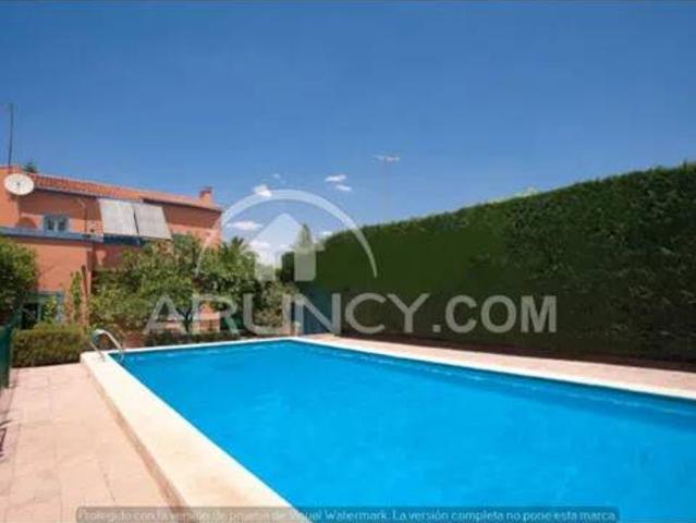 Casa en alquiler en Alcalá De Guadaíra, Andalucía