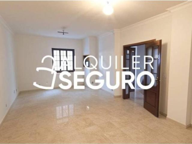 Casa en alquiler en Alcalá De Guadaíra, Sevilla