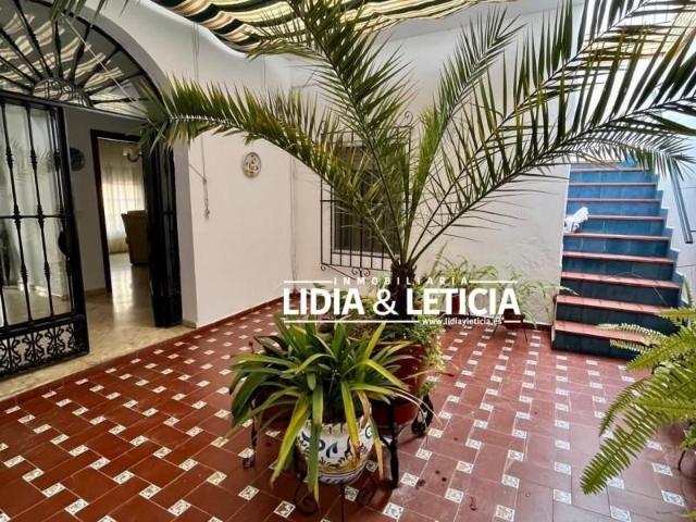 Casa en alquiler en Alcalá De Guadaíra