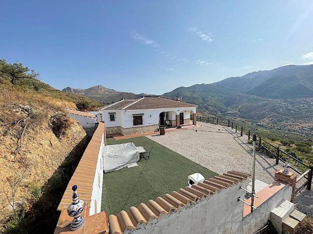 Casa en alquiler en La Axarquía, Andalucía