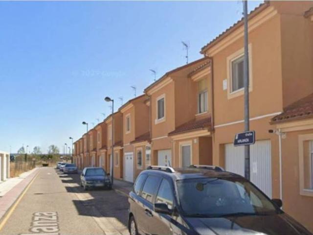 Casa en alquiler en Aldeamayor De San Martín, Castilla y León