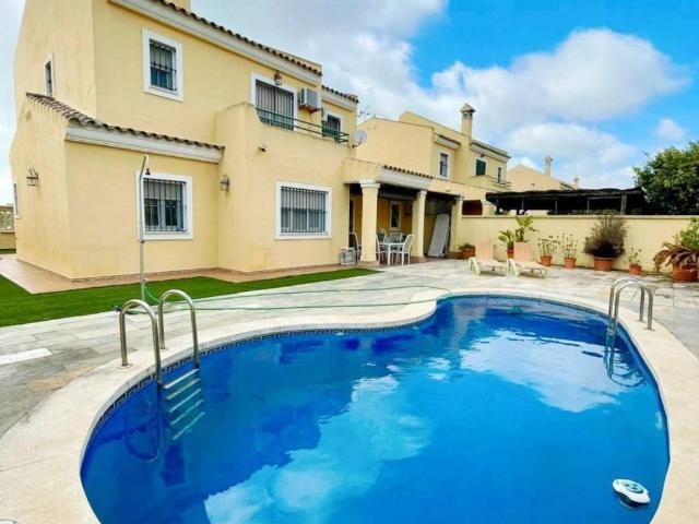 Casa en alquiler en Acebuchal, Campo de Gibraltar
