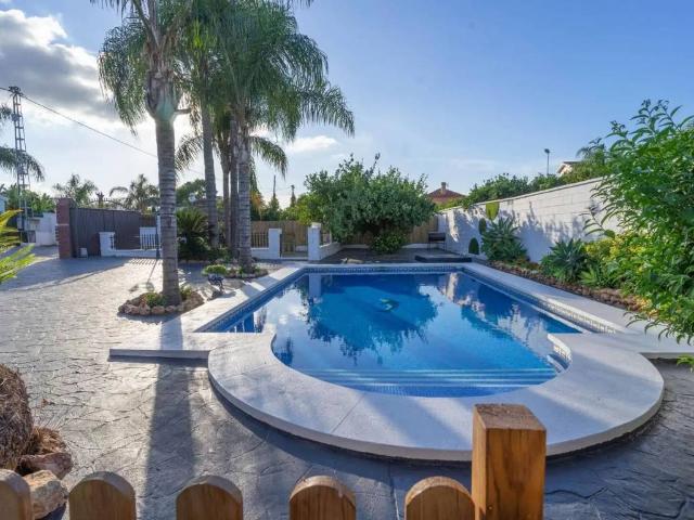 Casa en alquiler en Valle del Guadalhorce, Andalucía