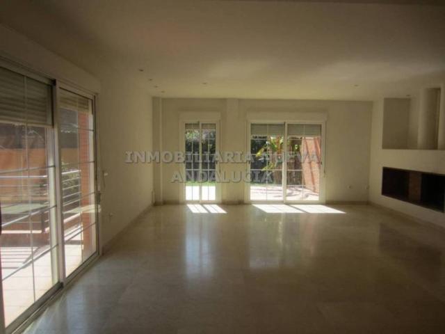 Casa en alquiler en Almería