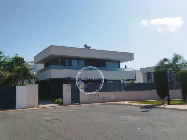 Casa en alquiler en Almoradí, Valencia