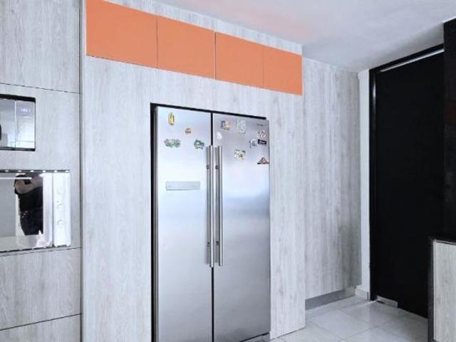 Casa en Alquiler en Amelia Denis De Icaza ALTOS DE PANAMÁ Panamá 309 m2. 4 hab