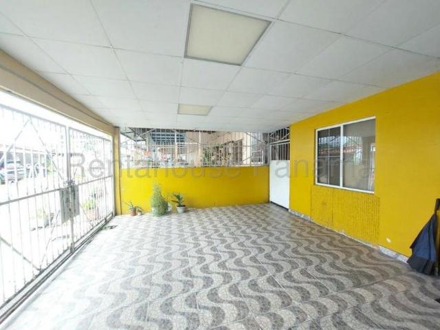 Casa en Alquiler en Amelia Denis De Icaza Betania Panamá 125 m2. 4 hab