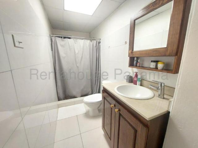 Casa en Alquiler en Amelia Denis De Icaza Betania Panamá 125 m2. 4 hab