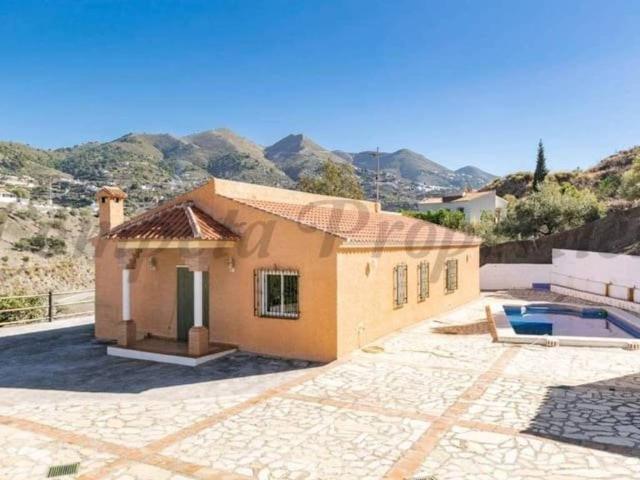 Casa en alquiler en La Axarquía, Andalucía