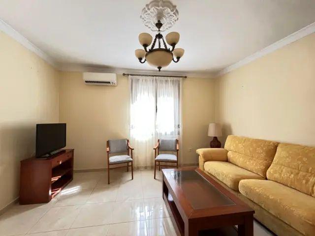 Casa en alquiler en El Palmarillo, Dos Hermanas