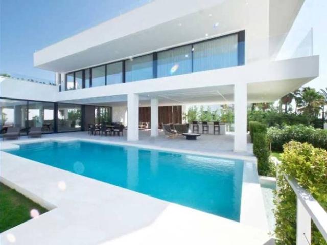 Casa en alquiler en La Alqueria, Costa del Sol Occidental