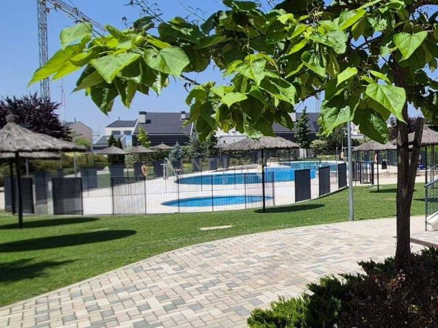 Casa en alquiler en Boadilla Del Monte