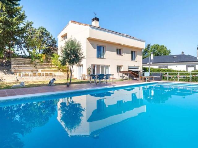 Casa en alquiler en Boadilla Del Monte