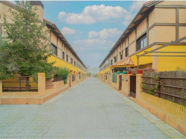 Casa en alquiler en Boadilla Del Monte, Madrid