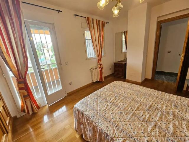Casa en alquiler en Cabanillas De La Sierra, Madrid