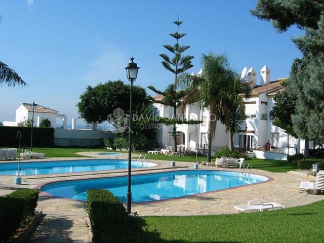 Casa en alquiler en Vélez-málaga, Caleta 2000