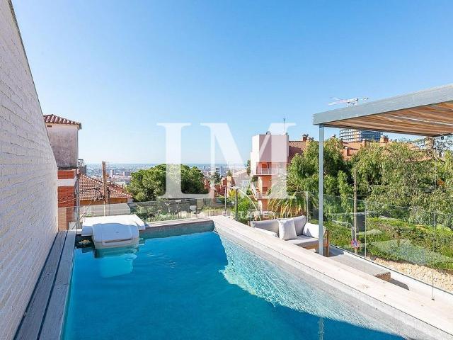 Villa en alquiler en Esplugues De Llobregat, Finestrelles