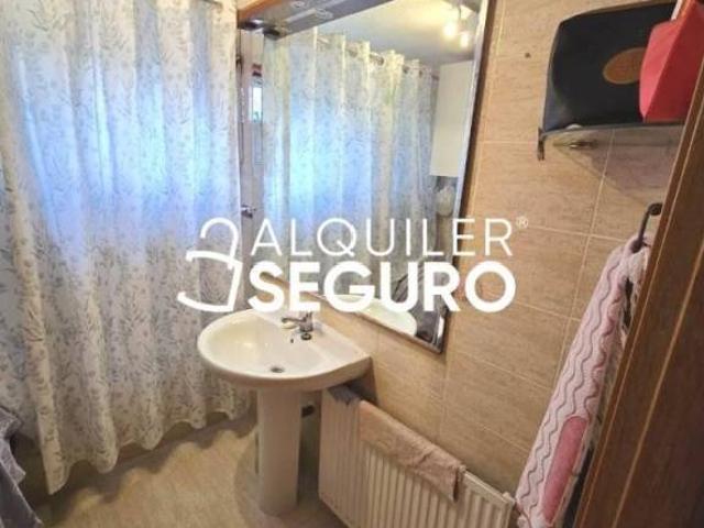 Casa en alquiler en Camarma De Esteruelas, Madrid