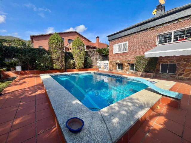 Casa en alquiler en Castelldefels, Montmar