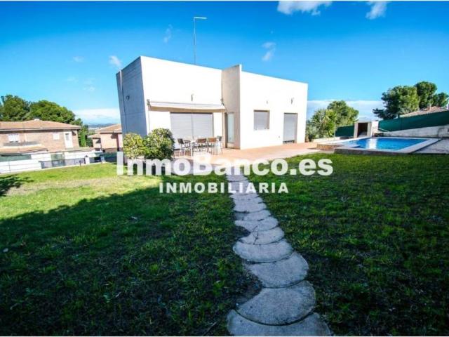Casa en alquiler en La Hoya de Buñol, Valencia