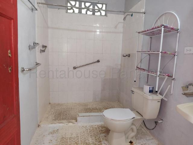 Casa en Alquiler en Colon, Colón