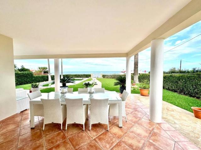 Casa en alquiler en Dénia