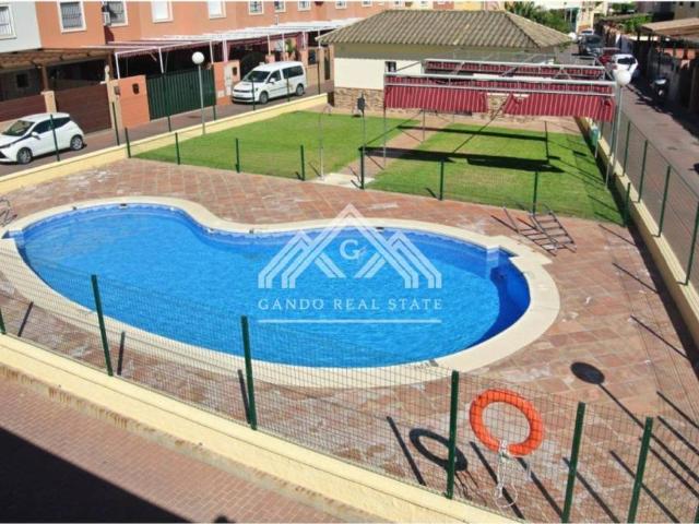 Casa en alquiler en Dos Hermanas, Andalucía