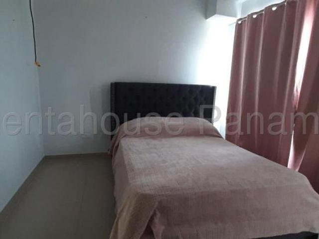 Casa en Alquiler en EL CRISOL SAN MIGUELITO Panamá 109 m2. 3 hab