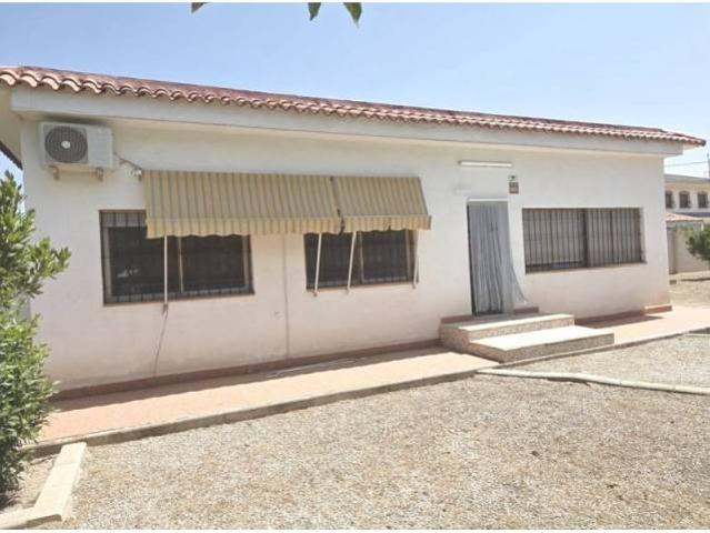 Casa en alquiler en el Vinalopó Mitjà / El Vinalopó Medio, Valencia