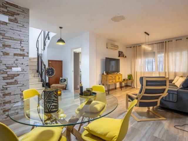 Casa en alquiler en Espartinas