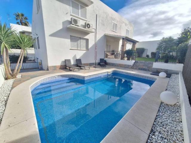 Casa en alquiler en Espartinas, Andalucía