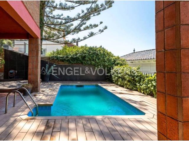Casa en alquiler en Esplugues De Llobregat