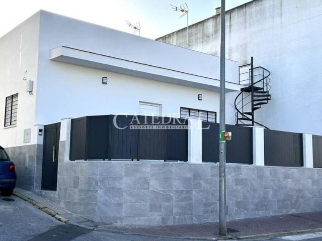 Casa en alquiler en Gines