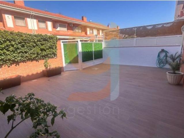 Casa en alquiler en Griñón, Madrid