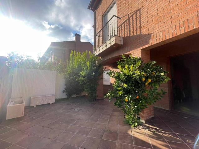 Casa en alquiler en Guadalajara, Castilla-La Mancha