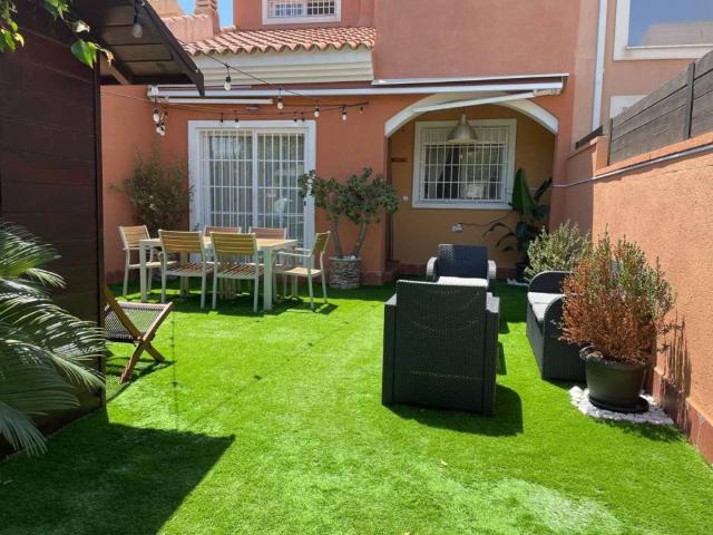 Casa en alquiler en la Marina Baixa, Valencia