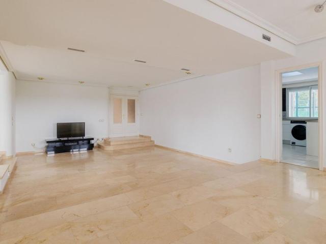 Casa en alquiler en Las Rozas De Madrid, Madrid