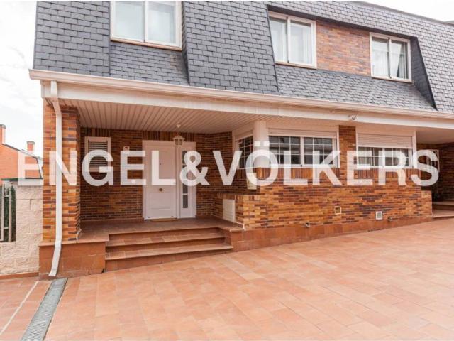 Casa en alquiler en Las Rozas De Madrid